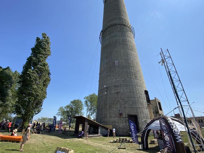 Marcin Banot, czyli człowiek pająk ze Świętochłowic na zawodach na 252 m Dream Tower w Szczecinie