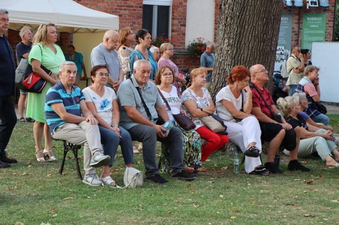 Tłumy pielgrzymów w Gietrzwałdzie. Trwa odpust i dożynki archidecezjalne. Zobacz zdjęcia