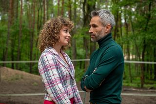 Na sygnale, odcinek 767. Wanda (Anna Lemieszek), Benio (Hubert Jarczak)