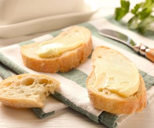 Domowy serek topiony jest pyszny i bije sklepowe na głowę. Robię go według tego prostego przepisu 