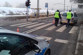 Zabrze: Potrącenie 17-latka! Wybiegł zza autobusu na drogę