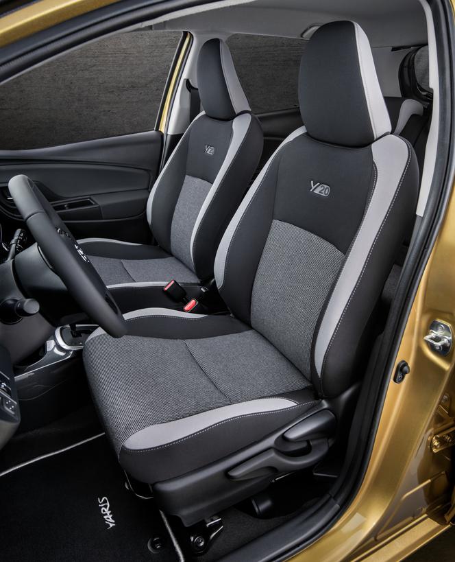 Toyota Yaris Style Y20