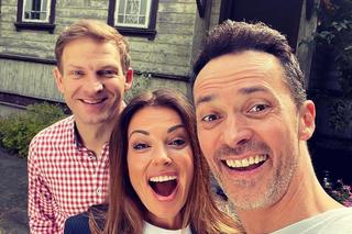 Barwy szczęścia po wakacjach 2023, Kasia (Katarzyna Glinka), Łukasz (Michał Rolnicki), Rafał Cieszyński (sąsiad rolnik Mariusz) na planie