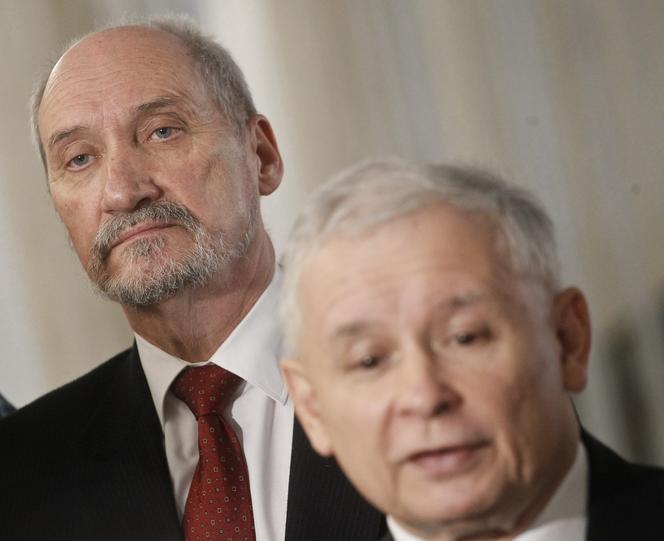  Tak się zmieniał Antoni Macierewicz 