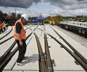Kraków buduje Warszawie plac Zawiszy. Byliśmy w fabryce, gdzie powstanie 121 elementów wielkiej układanki
