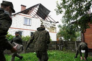 Incydent w Wyrykach: Polska rakieta od F-16 uszkodziła dom? Prezydent Nawrocki domaga się wyjaśnień od rządu