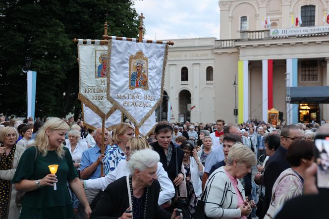 75 lat temu obraz Matki Boskiej w Lublinie zapłakał. Wierni uczcili rocznicę „Cudu lubelskiego” procesją różańcową