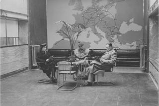 Lotnisko Chopina w Warszawie dziś i kilkadziesiąt lat wcześniej