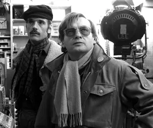 Nawiązał romans z jego córką, bo ten odbił mu narzeczoną. Historia z Koprem