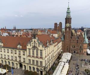 Spór o krzyże we wrocławskich urzędach