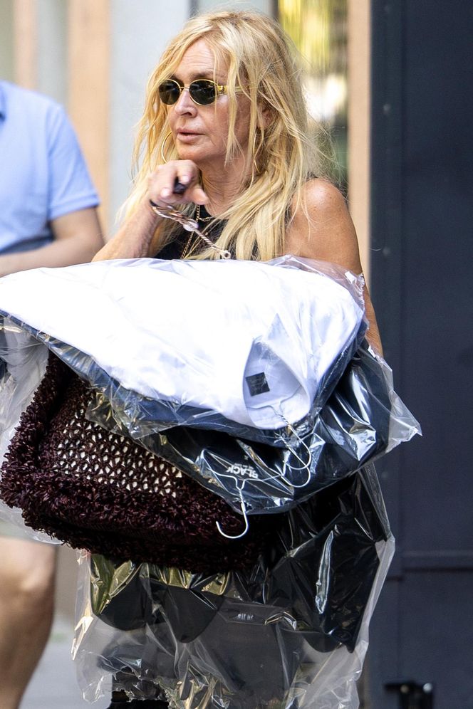 Monika Olejnik. W falbanach pogubiła pranie