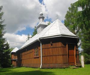 Ta wieś w Małopolsce słynie z najpiękniejszych cerkwi. Przed wojną było w niej 220 domów