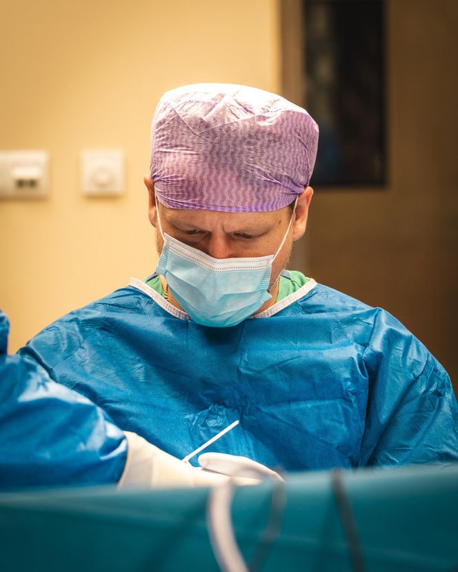 Wszczepili pacjentowi zawór w głowę