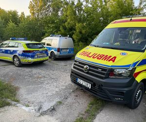 Warszawa: Kobieta i mężczyzna pobici pałką i szpadlem! Pilna akcja służb