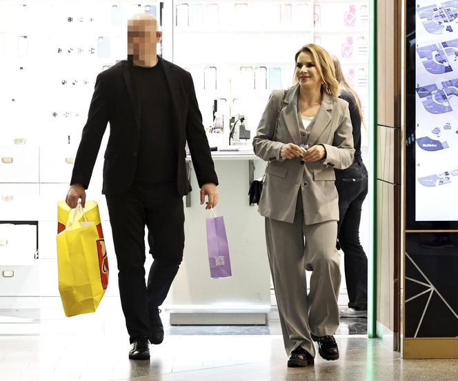 Marta Nawrocka kupuje prezenty na Dzień Dziecka