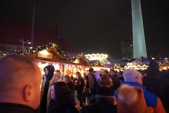 Weeihnachtsmarkt na Alexanderplatz