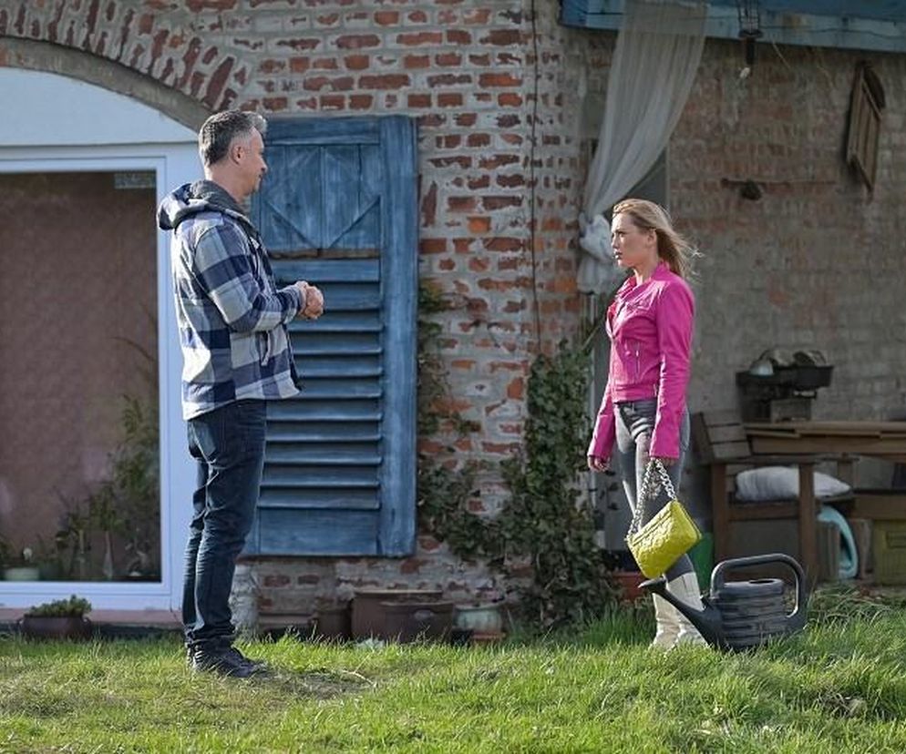 Pierwsza miłość, odcinek 3838: Artur i Wioletka będą razem? Uwodzicielska sąsiadka wreszcie go urobi? - ZDJĘCIA