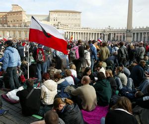Tak wyglądał pogrzeb Jana Pawła II w Watykanie