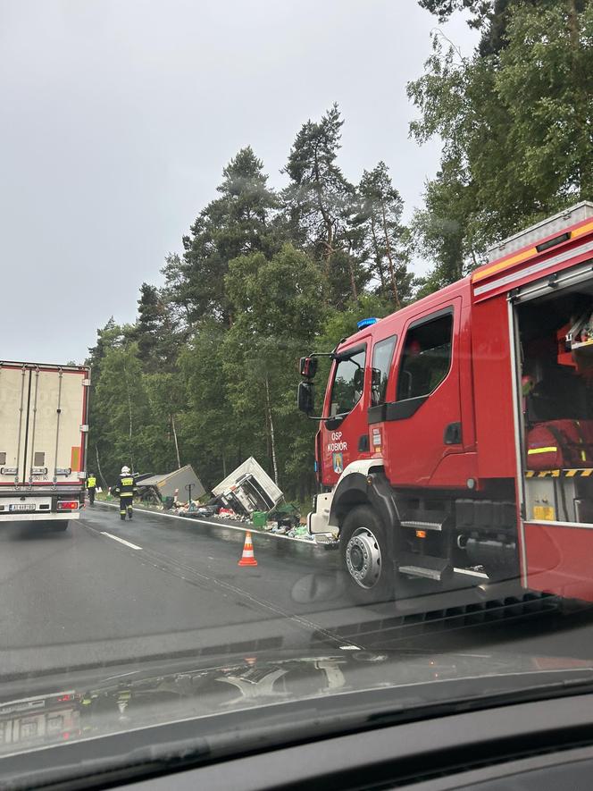 Zderzenie na DK 1 w Kobiórze