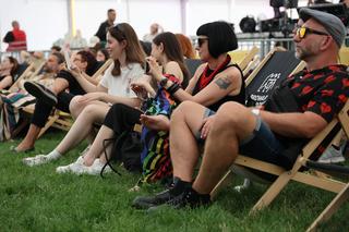 Na Błoniach pod Zamkiem słychać już Inne Brzmienia! Tak było na rozpoczęciu festiwalu