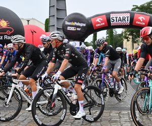 Kolarskie święto opanowało Wrocław. Tour de Pologne wystartował mimo kapryśnej pogody