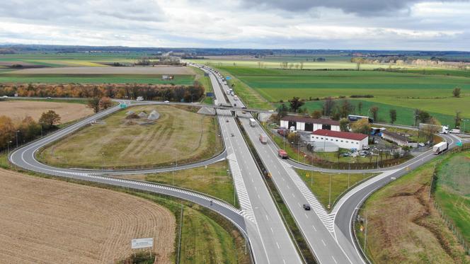 Autostrada A4 z Wrocławia do Legnicy zostanie poszerzona. Nowej drogi nie będzie 