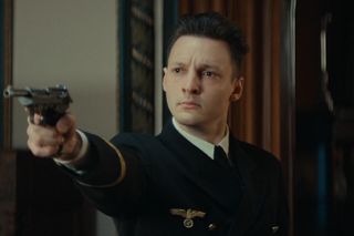 Zatoka szpiegów 2. Jorg (Maciej Kucharski)