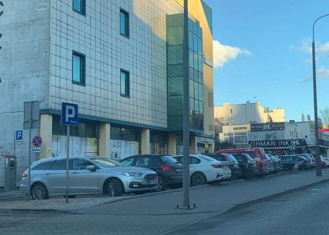 Parkingi