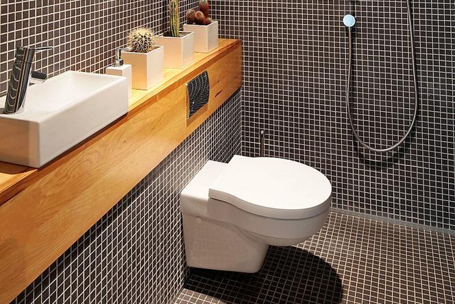 Łazienki z ładnymi płytkami inspiracje: 15 łazienek z prawdziwych mieszkań