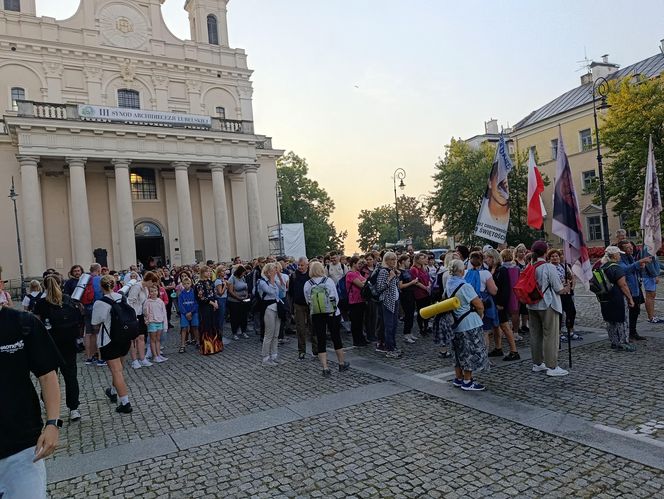 Pielgrzymka do Wąwolnicy