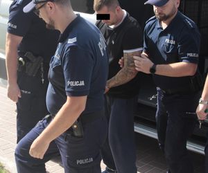 Były minister PiS Adam Niedzielski brutalnie zaatakowany. Sprawcy usłyszeli zarzuty i się tłumaczą