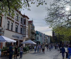 Wielkanoc w Sopocie. Tłumy turystów przyjechały, by spędzić święta nad morzem 