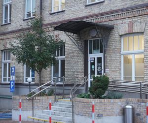 Zabytkowa fasada z XX wieku zachwyca białostoczan. Dzisiaj mieści się tam słynna instytucja