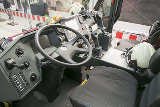 Nowe pojazdy Lotniskowej Straży Pożarnej 