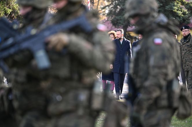 Polskie fabryki amunicji ponad podziałami. Szef MON i marszałek Sejmu w Rzeszowie 