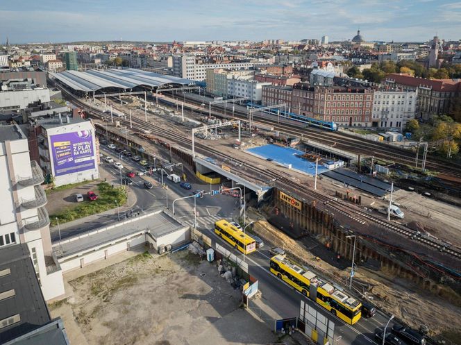Wieża ciśnień, wiadukty i perony: modernizacja kolei w Katowicach