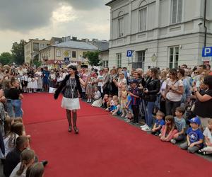 Siedlczanie mogli wsiąść w wehikuł czasu i zobaczyć ulicę Pułaskiego - Piękną sprzed stu lat