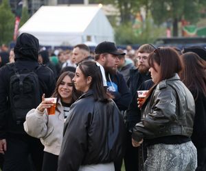 Tłum studentów bawił się pierwszego dnia Juwenaliów Politechniki Lubelskiej 2025