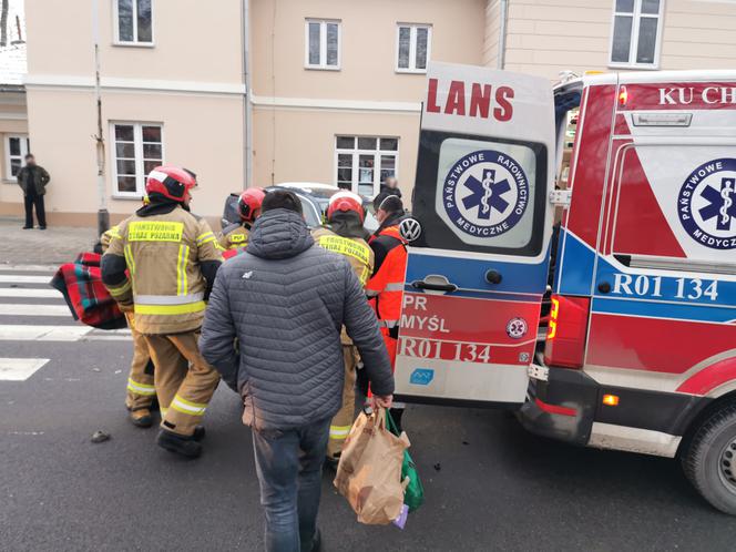 Podkarpackie. Pijany syn policjanta spowodował wypadek [ZDJĘCIA]