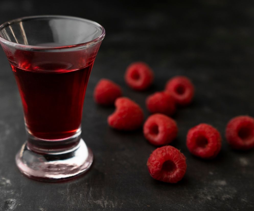 Nalewka malinowa wytrawna