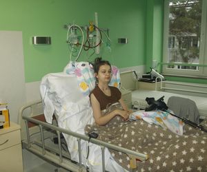 Koń zrujnował życie 16-letniej Klaudii. Mama: Cudem udało się ją uratować