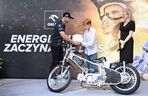 Bartosz Zmarzlik przekazał motocykl 11-letniemu Kubie