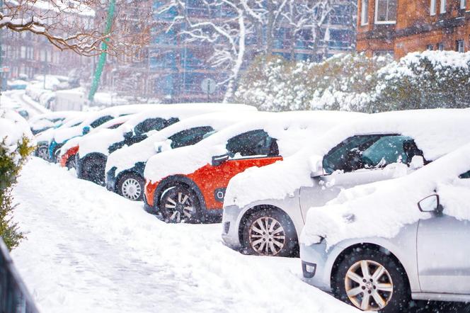 Ulewne deszcze przejdą w śnieżyce! Paskudna pogoda opanuje kolejne regiony