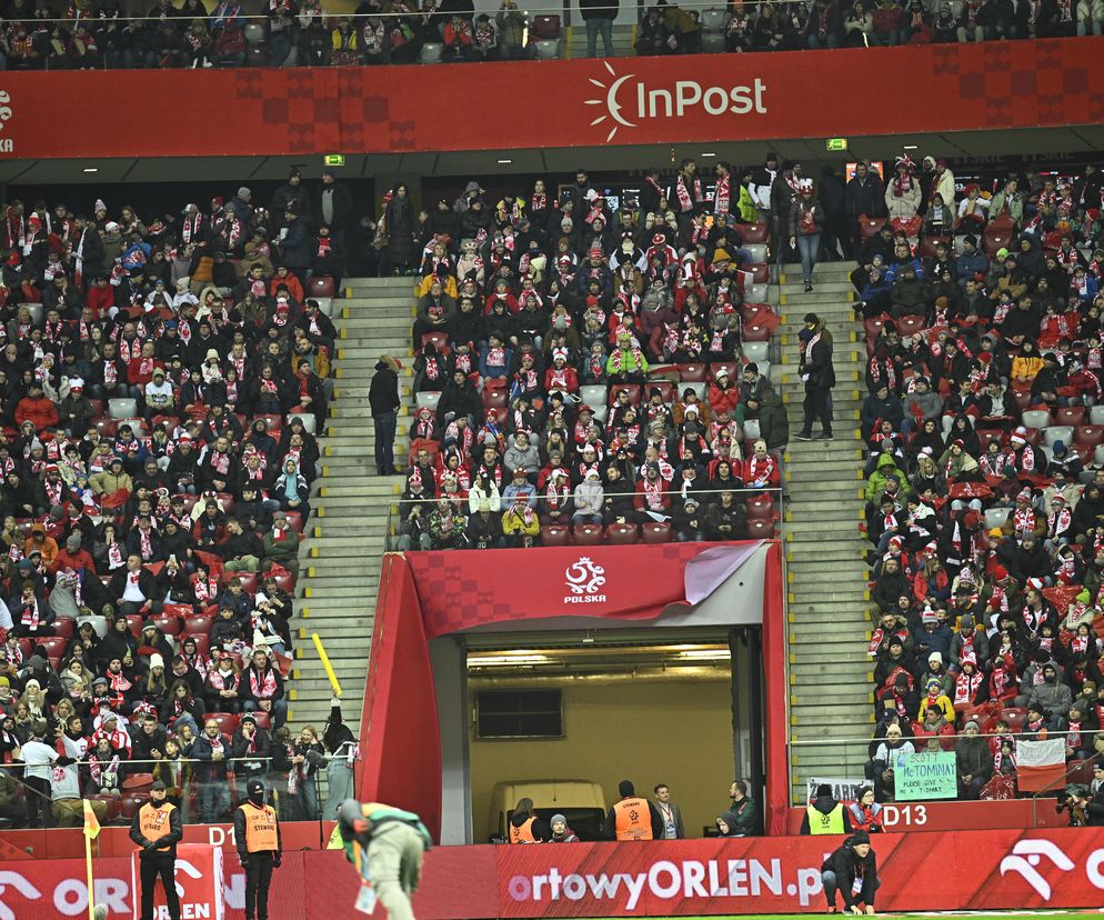 FIFA ukarała Polskę. Chodzi o przerwany przez kibiców mecz z Holandią