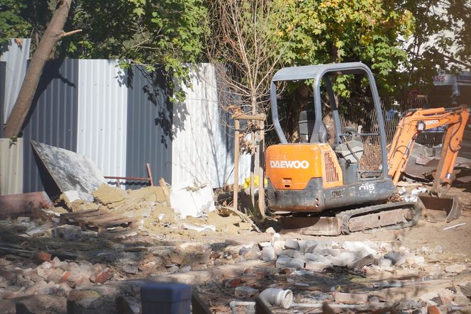 Zabytkowe domki na białostockich Dojlidach zburzone