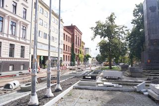 Plac Wolności w Bydgoszczy ciągle rozkopany. A przecież remont miał się już dawno zakończyć