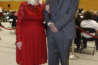 Te pary przeżyły w małżeństwie ponad 50 lat. Prezydent ich za to nagrodził