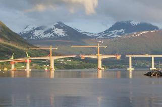 most Tresfjord budowa