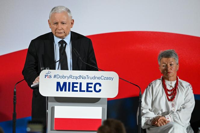 Wybory samorządowe 2023 zostaną przesunięte o pół roku? Jarosław Kaczyński w Mielcu zapowiedział nowy projekt ustawy