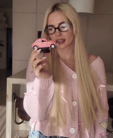 Karolina Brzuszczyńska, Way of Blonde